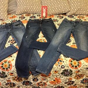 Women's Skinny Jeans in Blue and Dark Blue